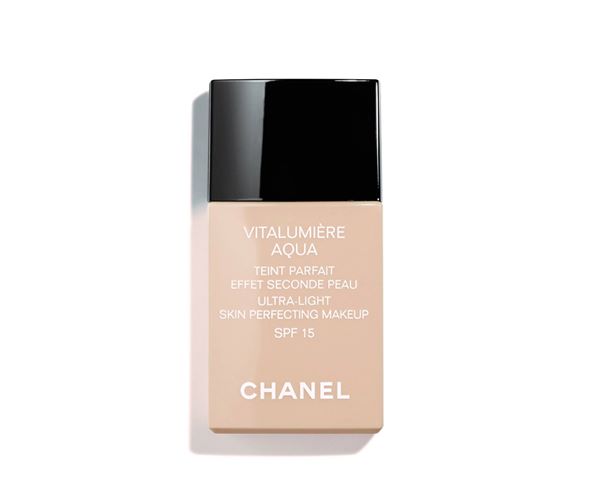 Chanel Vitalumière Aqua