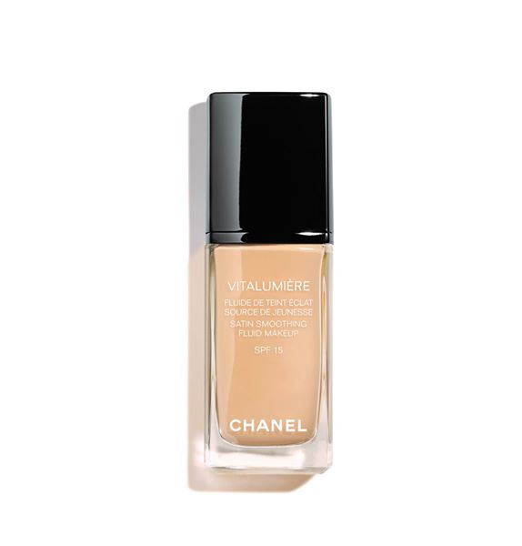 Chanel Vitalumière