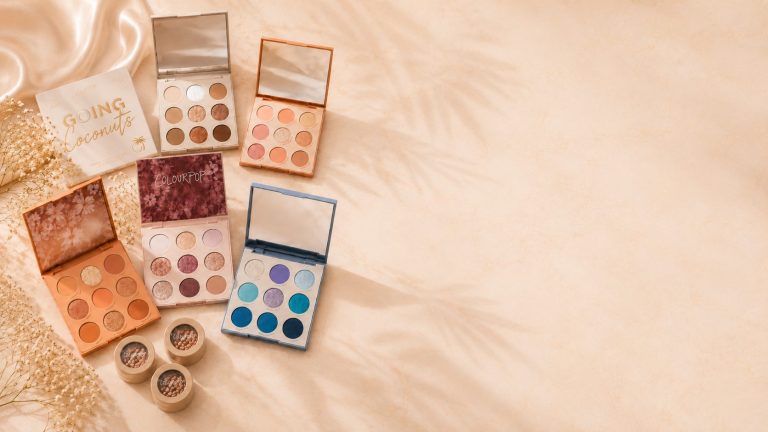 ColourPop – האם המותג עדיין מצדיק את ההייפ? המדריך המלא ל-2026